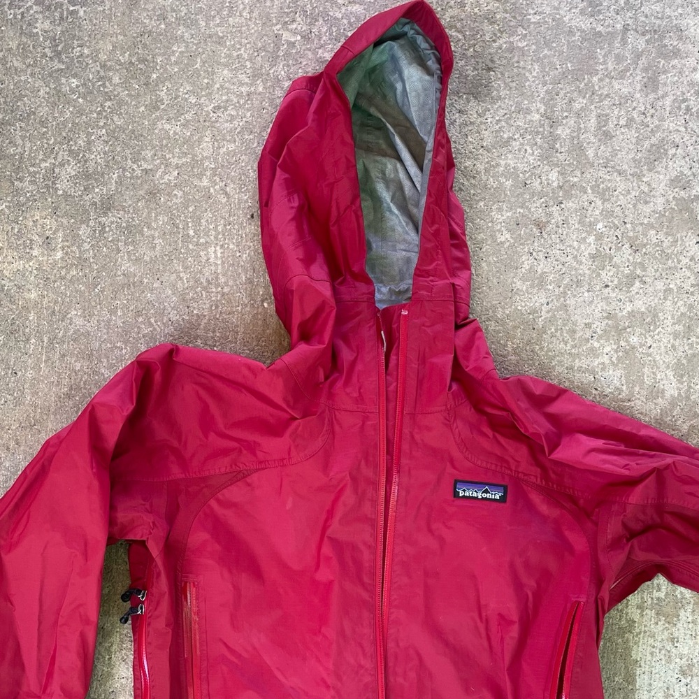 Women's Vintage 90s Patagonia Red Zip Hooded Parka Coat Jacket Sz XS .